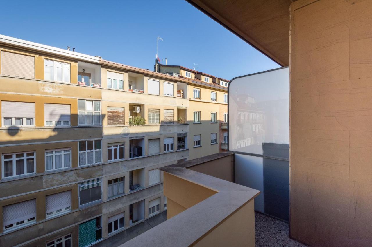Toc-Toc Apartment A 10 Min Dall'Ospedale Maria Vittoria 都灵 外观 照片